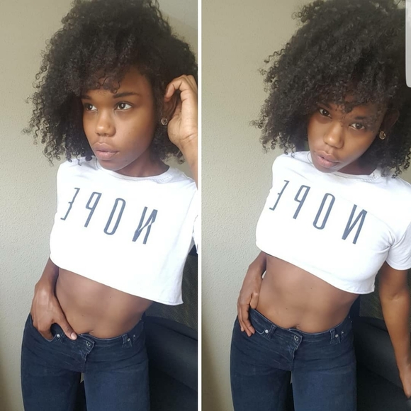 Meet your Posher, Ces - Picture 2 of 6